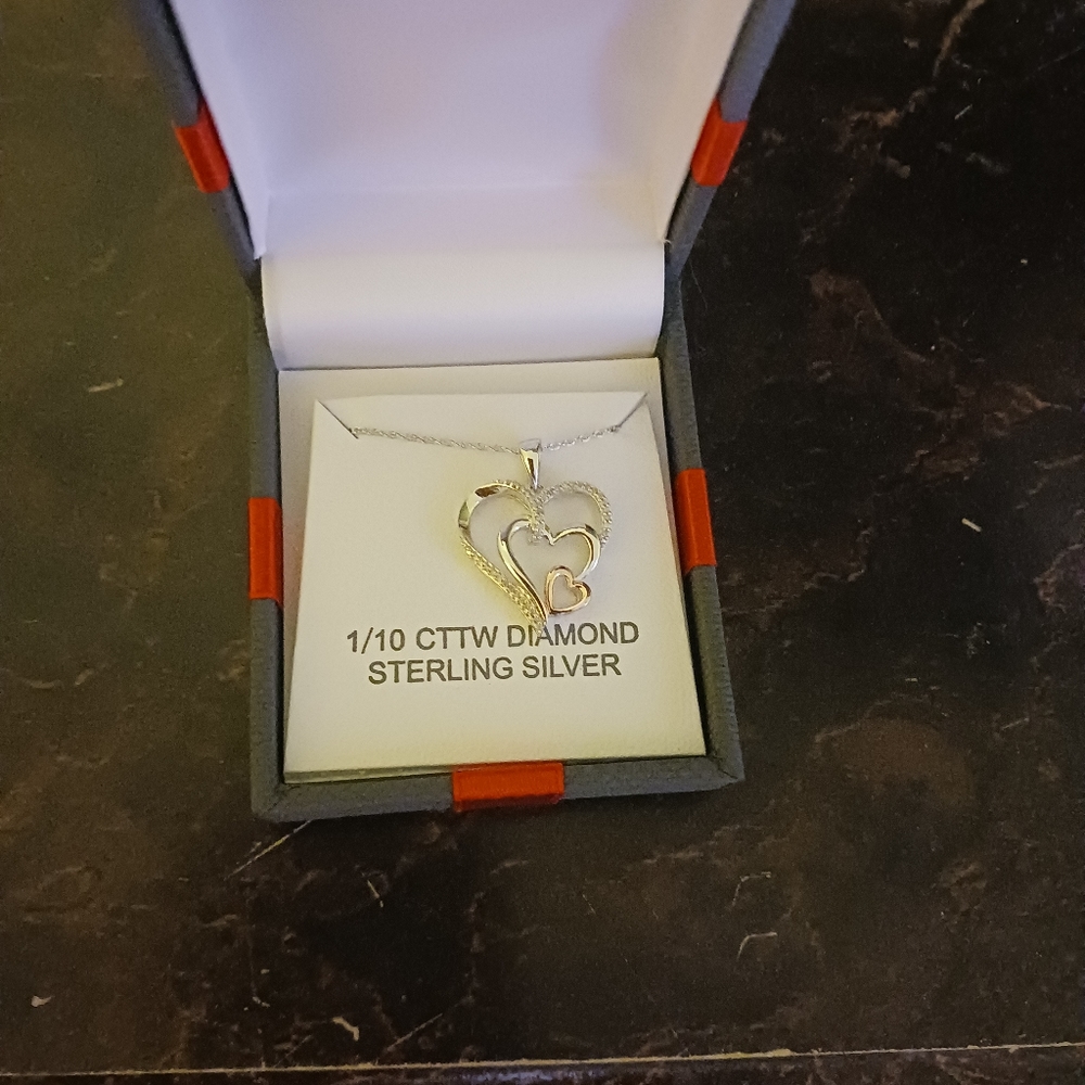 3 heart Sterling silver necklace